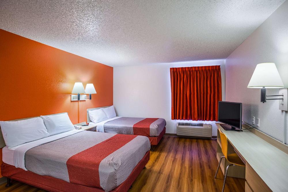 Quadruple Room interior